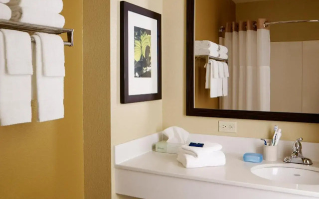 Studio Plus Akron - Copley