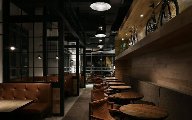 The H22 by Tama Hotel