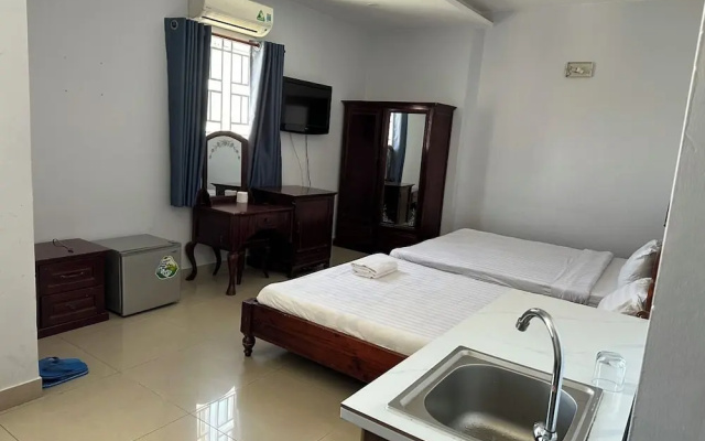 Hoang Tay 2 Hotel by Bay Luxury