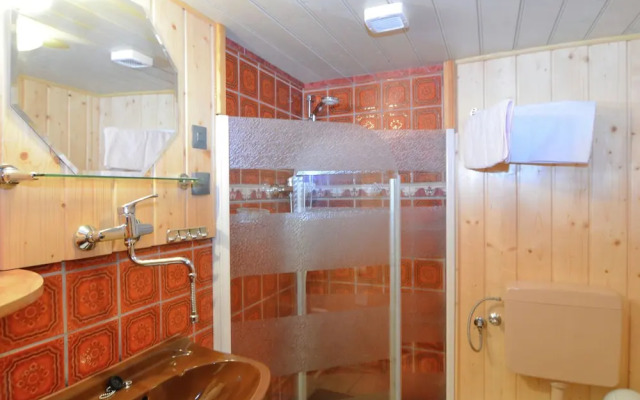 Luxurious Holiday Home With Patio, Terrace, Garden, Barbecue