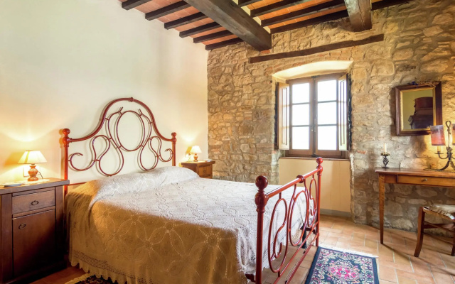 Atmospheric appartment in Arezzo with garden