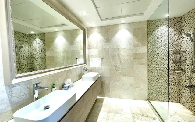 Tiara Residence