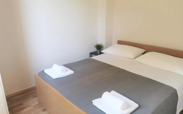 Lenka Apartments II