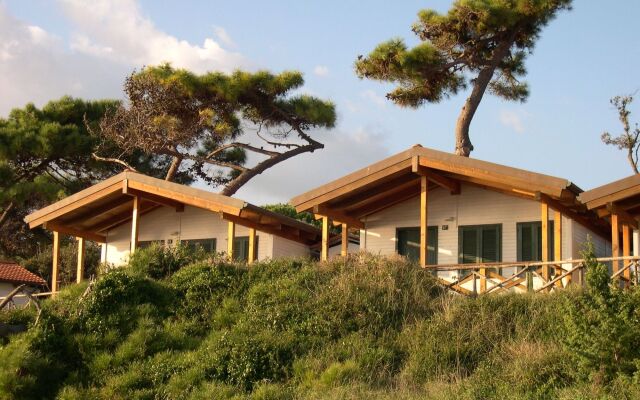 Отель Settebello Village Италия, Фонди - отзывы, цены и фото номеров - забронировать отель Settebello Village онлайн вид на фасад