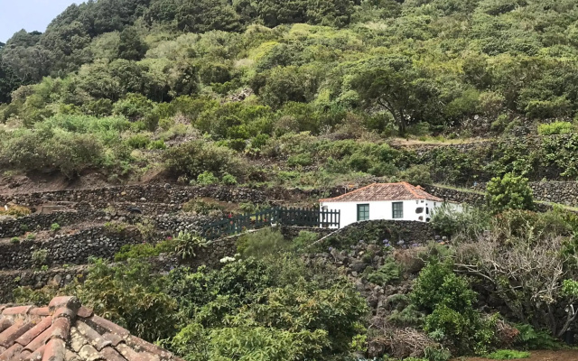 VV Casa Bastina "by henrypole home"