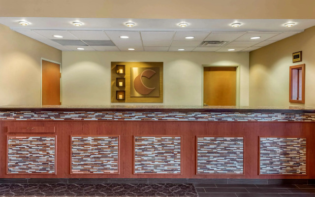 Comfort Suites Castle Rock - Denver South