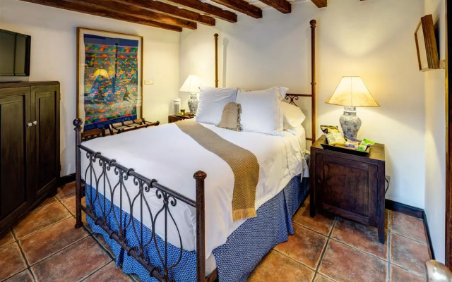 Regis Hotel & Spa
