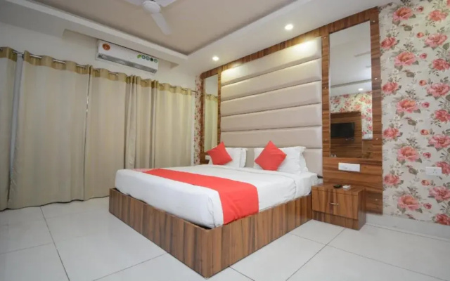 Hotel Pal Regency By OYO Rooms