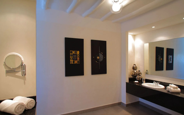 Lion in the Sun Boutique Hotel & Spa