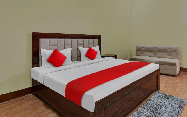 Hotel O Takrohi Hospital Road