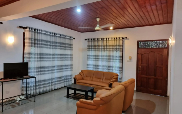 Aurelia Apartment