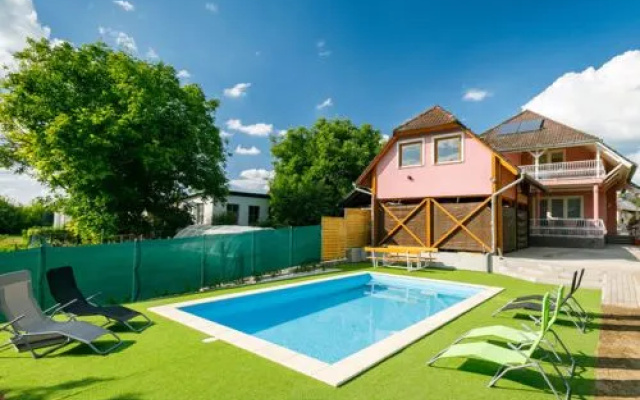 House Zsuzsi Balatonboglar/Szemes