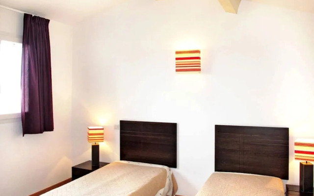 Golf Villa in Mazamet With Pool