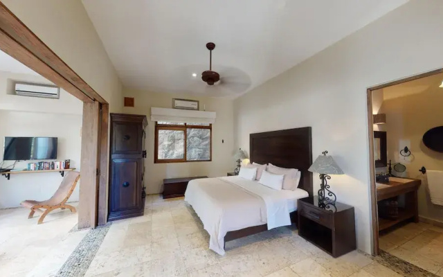 Villa Escondida