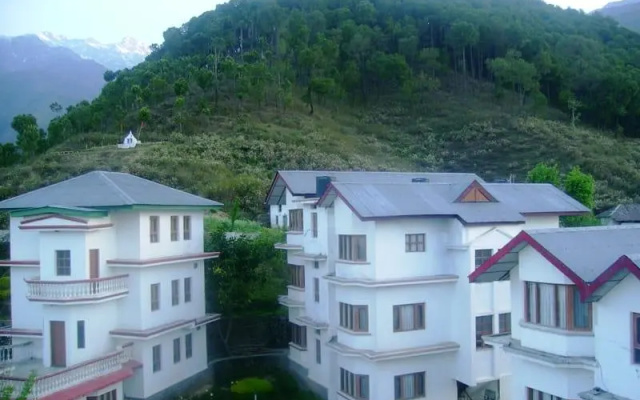 Sai Gardens Holiday Resort & Country Club