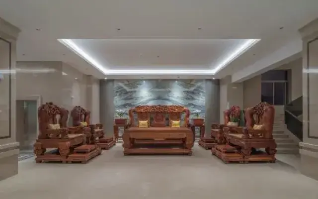 Shadian Hotel