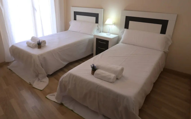 Apartamento Turísticos Puente Romano P3 2-A