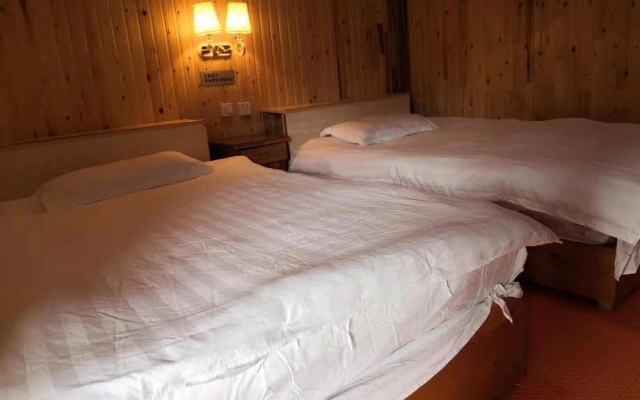 Tengchong Ginkgo Village Bencai Hotel