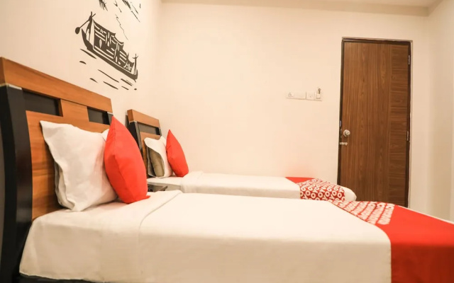 OYO 15175 Sai Durga Reside