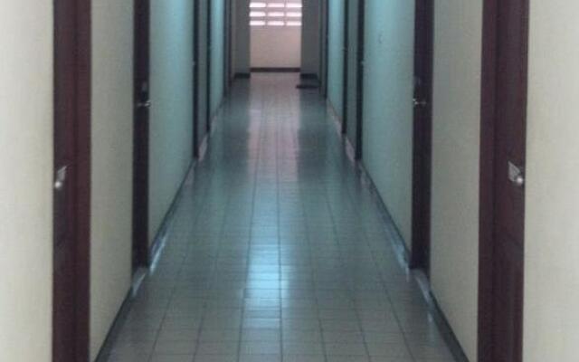 Апартаменты Soi 5 Apartment Паттайя интерьер отеля
