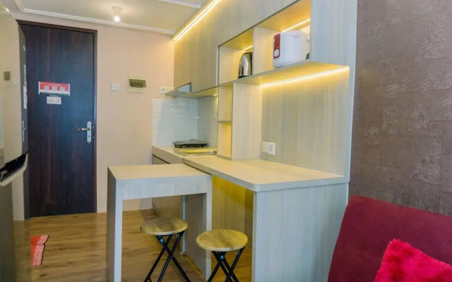 Modern And Tidy 1Br Serpong Greenview Apartment