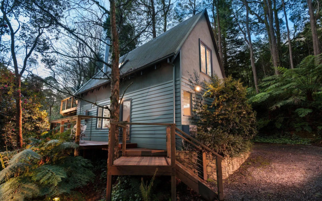 Santosa Cottage