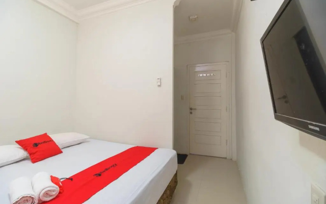 RedDoorz Syariah @ Panglima Nyak Makam Aceh