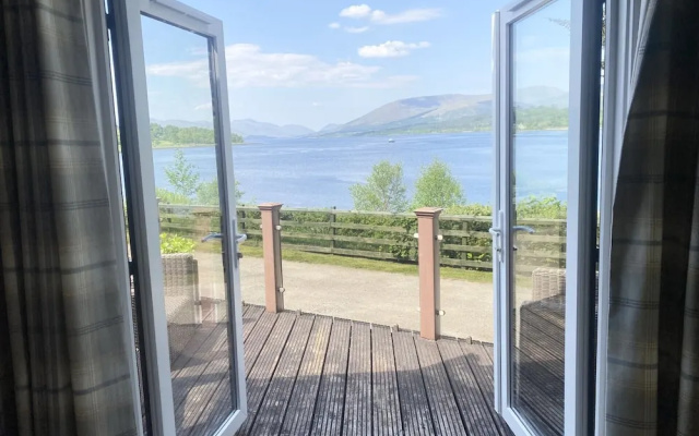 Linnhe Lochside Holidays