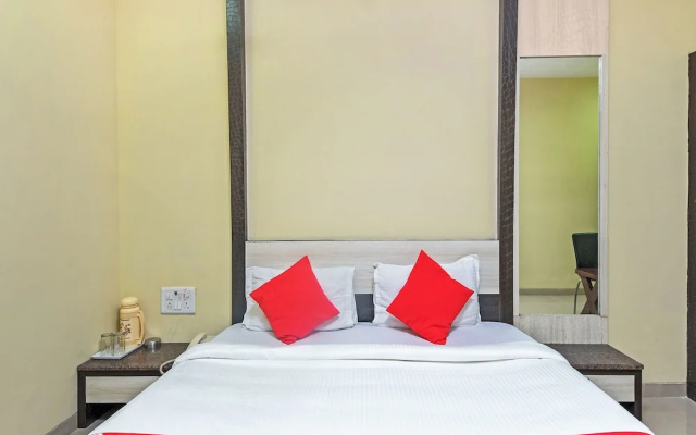 OYO 24048 Shree Krishna Palace