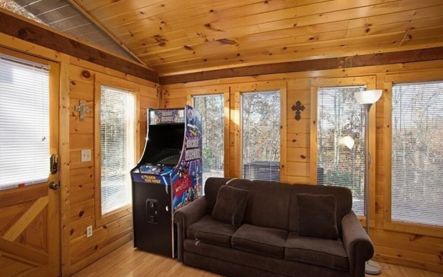 Ultimate Seclusion 1 Bedroom 2 Bathrooms Cabin