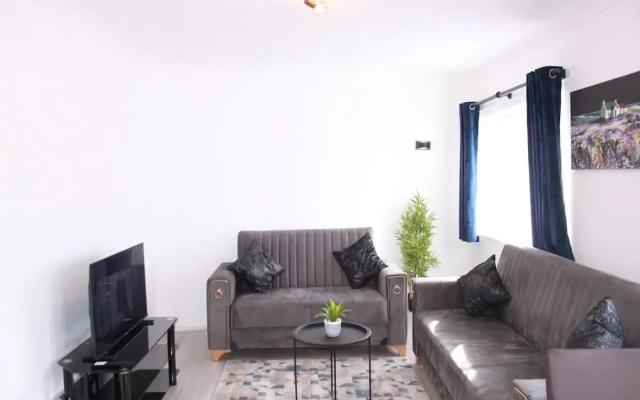 6guests-parking-nearstansted-accessible