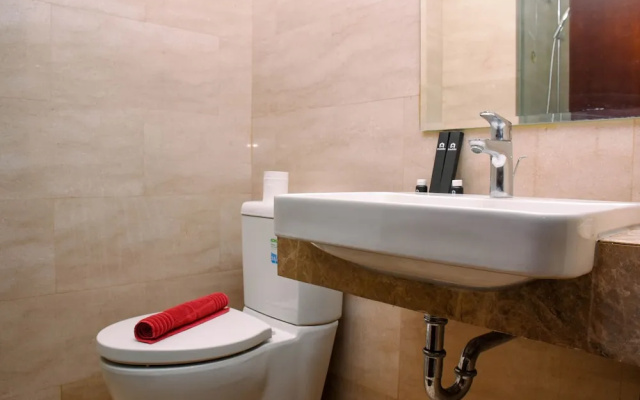 Fancy And Nice Studio Room At Menteng Park Apartment