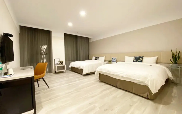 Fengjia Gold Hotel