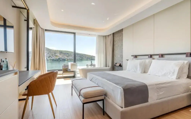 Al Yacht Premium Hotel Saranda