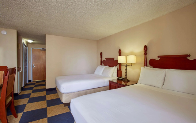 Ewa Hotel Waikiki