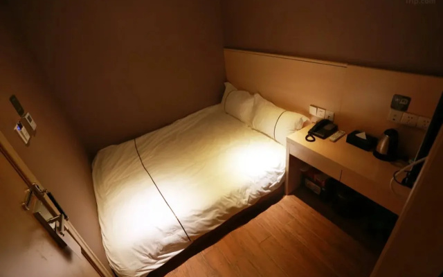 Pebble Motel (Guangzhou Conghua Street North Highway Intersection)