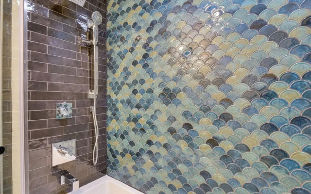 Mtn & Lake Views: Chic Keystone Studio