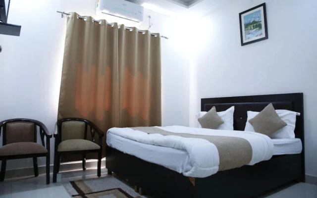 Satya Dehradun by Goroomgo