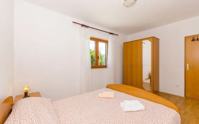 Apartment Lavcevic