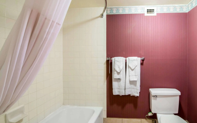 Quality Inn Taos