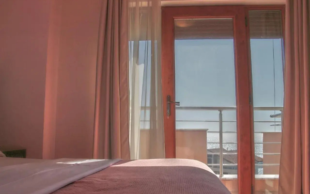 Hotel Nais Beach