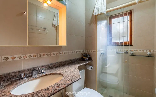 Apt w/ Fireplace 650m Mini Mundo Gramado Jpa102