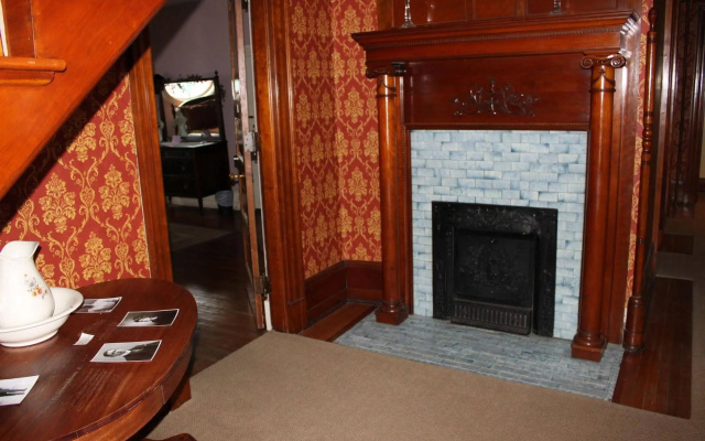 Victorian Charm Inn