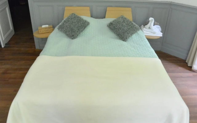 Chambre dHôtes Château de Viviez