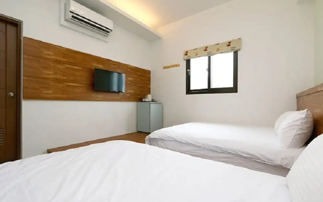 Lan Hai Sunny Coast B&B