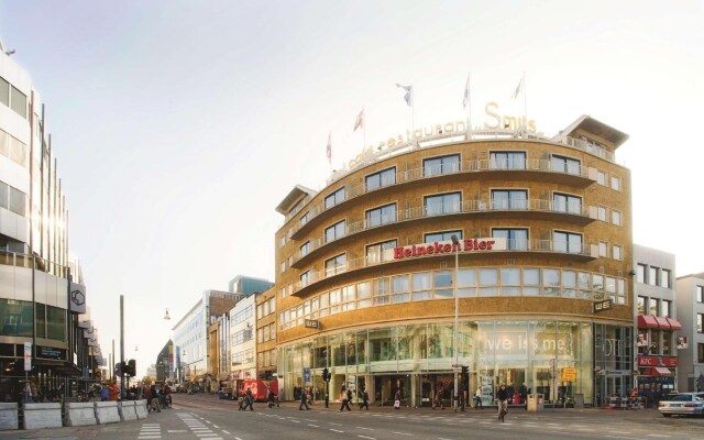 Отель Apollo Hotel Utrecht City Centre Нидерланды, Утрехт - 4 отзыва об отеле, цены и фото номеров - забронировать отель Apollo Hotel Utrecht City Centre онлайн вид на фасад