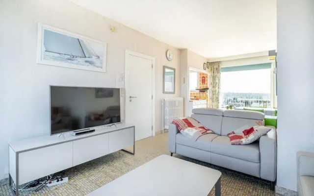 Penthouse in Seafront With Stunning Sea View