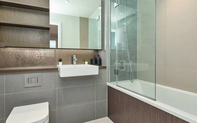 Impeccable 3-bed Apartment in London