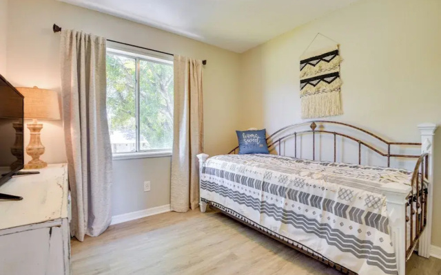 Walk to Marina: Home w/ Pool in Palmetto