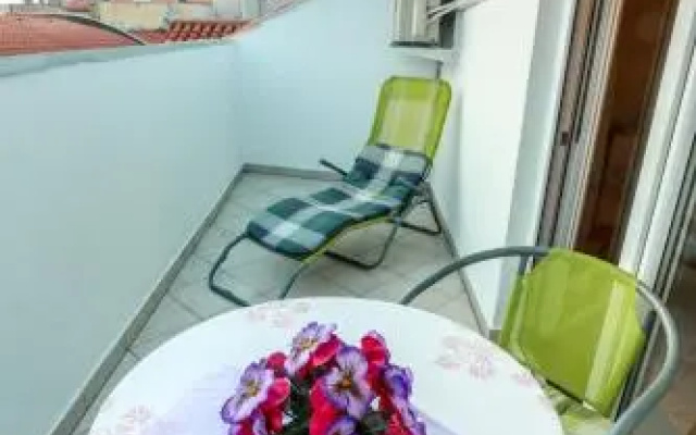 Apartments Pyros